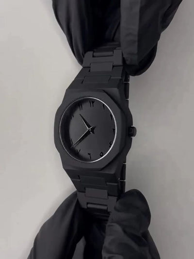 Black Arabic Aura Quartz Watch – Sleek