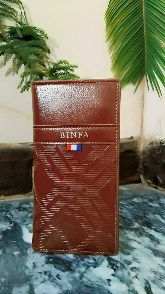 Long wallet in premium quality